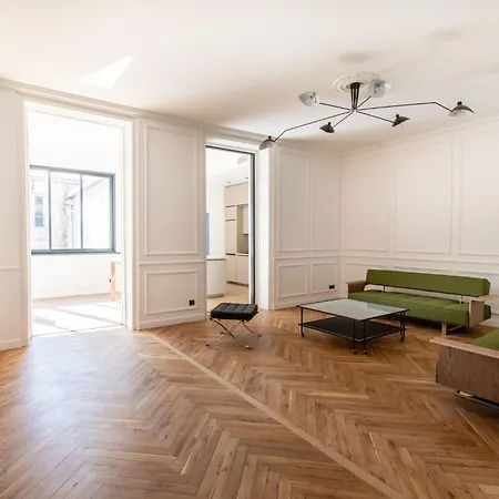 Haussmannien Pres Des Halles Et De La Gare - Sur Cour - Calme شقة سُت