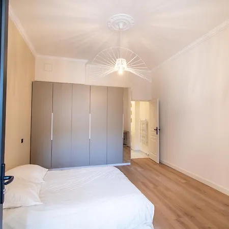 Apartment Haussmannien Pres Des Halles Et De La Gare - Sur Cour - Calme